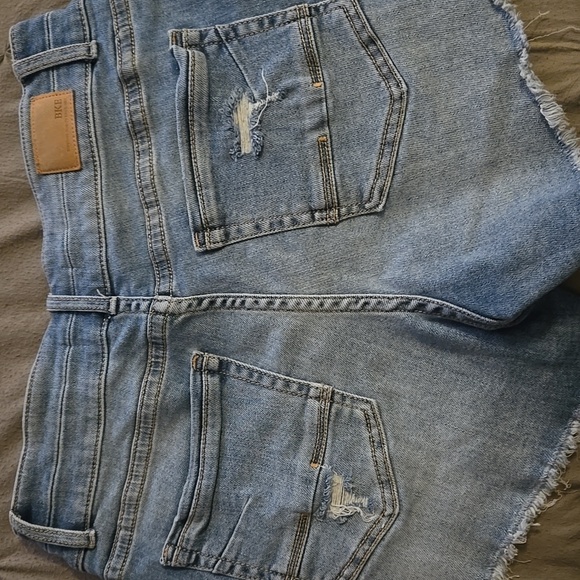 BKE Jeans with Brown Leather Detail - Picture 2 of 4